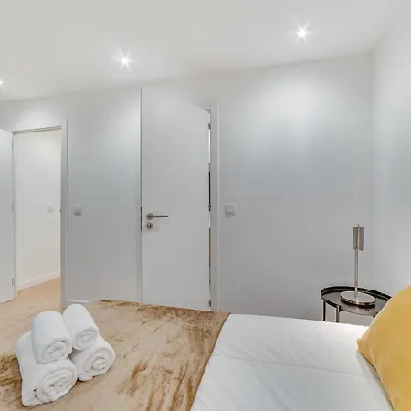 Duplex Near Belem *